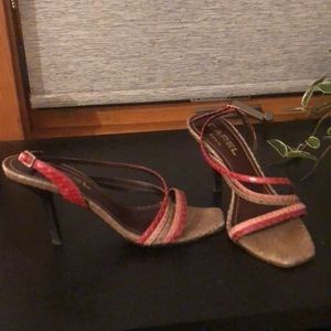 Carel Paris pink strappy sandals